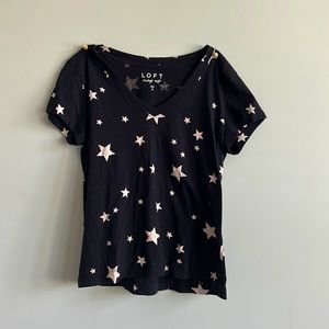 Women’s small v- neck star patterned shirt